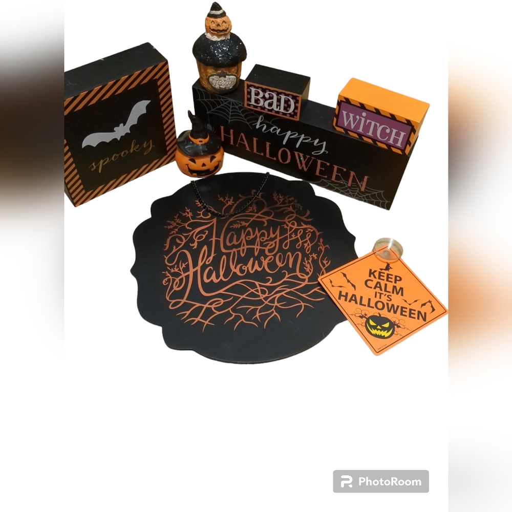 Halloween Decoration Lot Vintage Inspired Signs Treat box Hand Towels